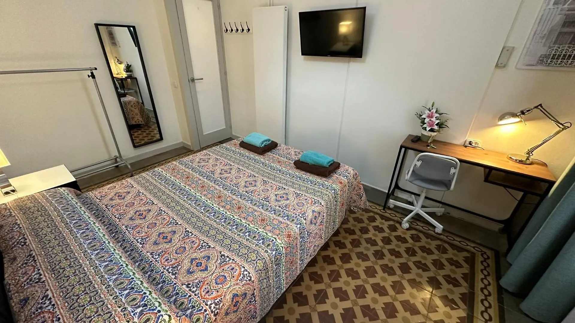 Rooms Rumila Barcelona 0*,  Spain